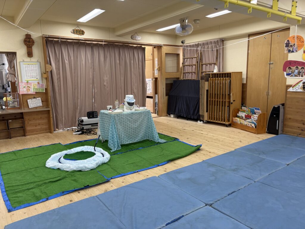 幼稚園へのシャボン玉会場の様子